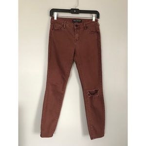 Bullhead Ripped Skinny Jeans